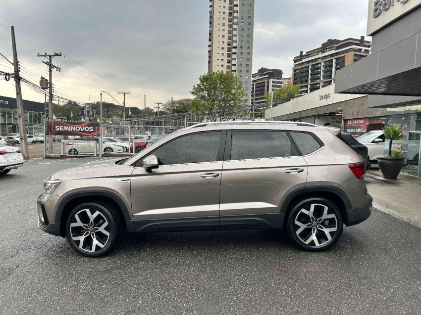 taos highline 250 1.4 tb at flex automatico 2024/243