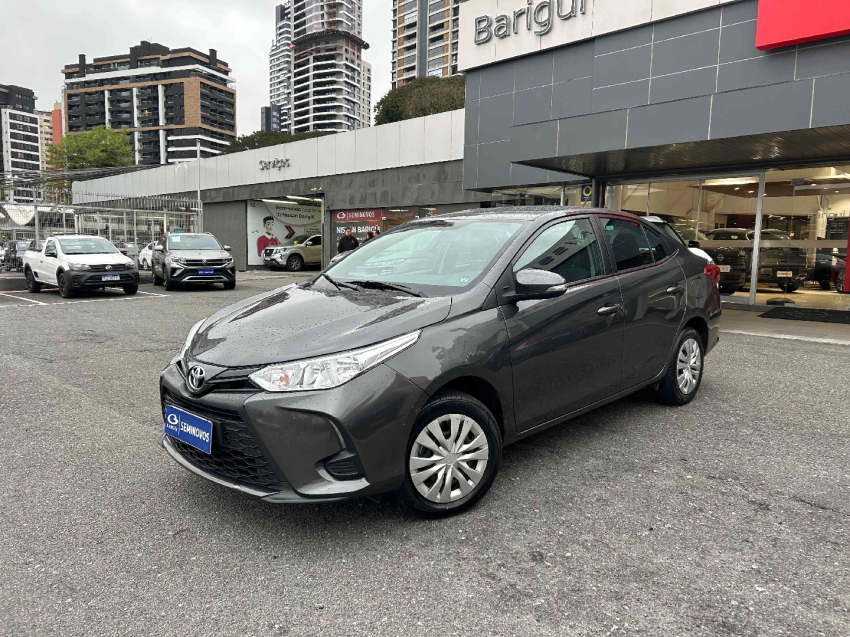 yaris sedan xl 1.5 cvt  flex automatico 2024/252