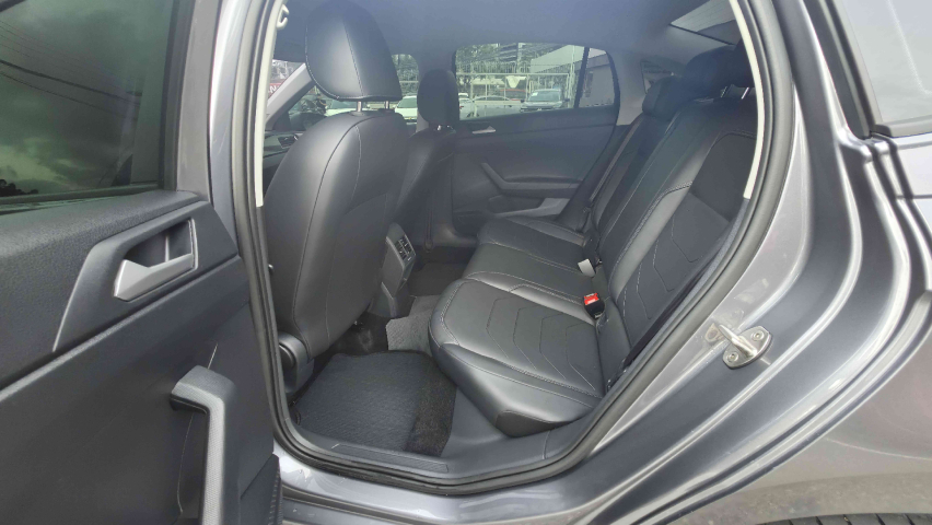 virtus comfortline 200 1.0 12v tsi at6 flex automatico 2025/2613