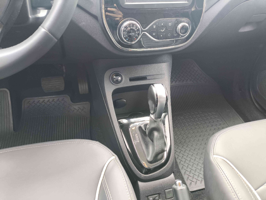 renault captur 1.6 16v sce flex intense x-tronic 4p manual 201816