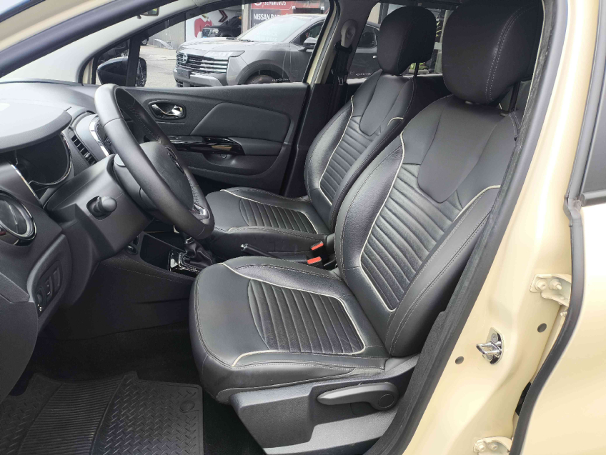 renault captur 1.6 16v sce flex intense x-tronic 4p manual 201811