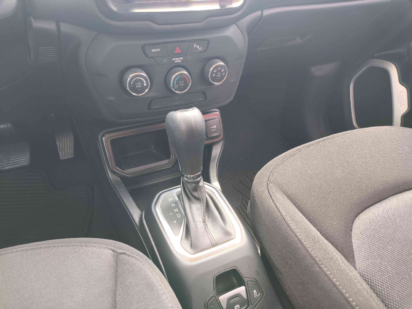 RENEGADE SPORT 1.8 16V AT6 Flex Automático 2021/2116