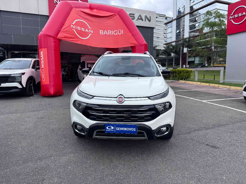 TORO 2.0 16V TURBO DIESEL VOLCANO 4WD AT9 2019/201