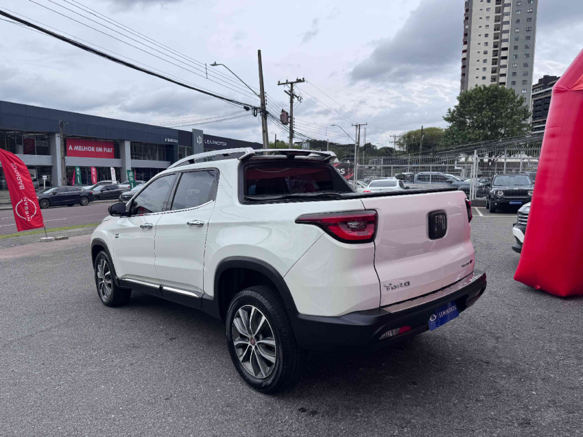 TORO 2.0 16V TURBO DIESEL VOLCANO 4WD AT9 2019/204