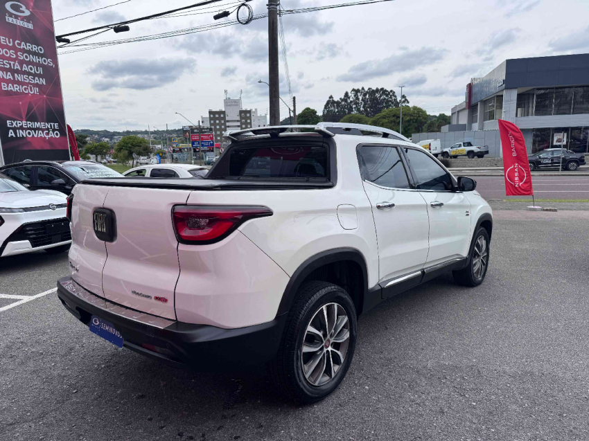 TORO 2.0 16V TURBO DIESEL VOLCANO 4WD AT9 2019/206