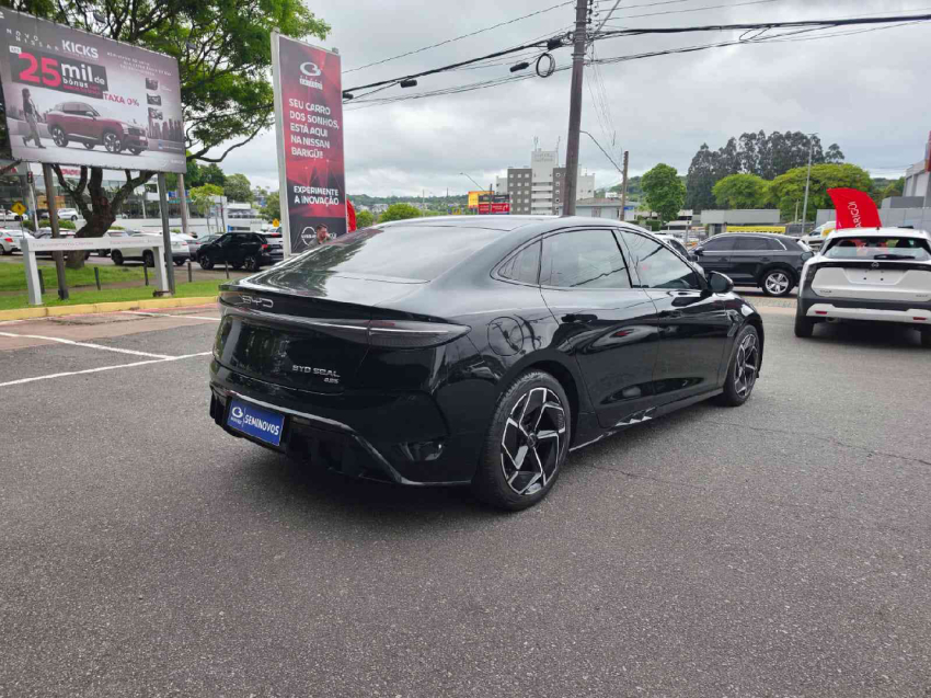 BYD SEAL 82,5 KW ELÉTRICO AWD 2024/256