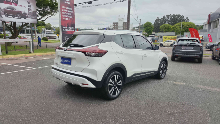 KICKS ADVANCE 1.6 16V CVT Flex Automático 2022/226