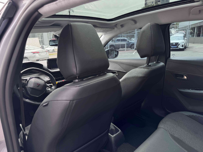 208 STYLE 1.0 MT Flex Manual 2025/2613