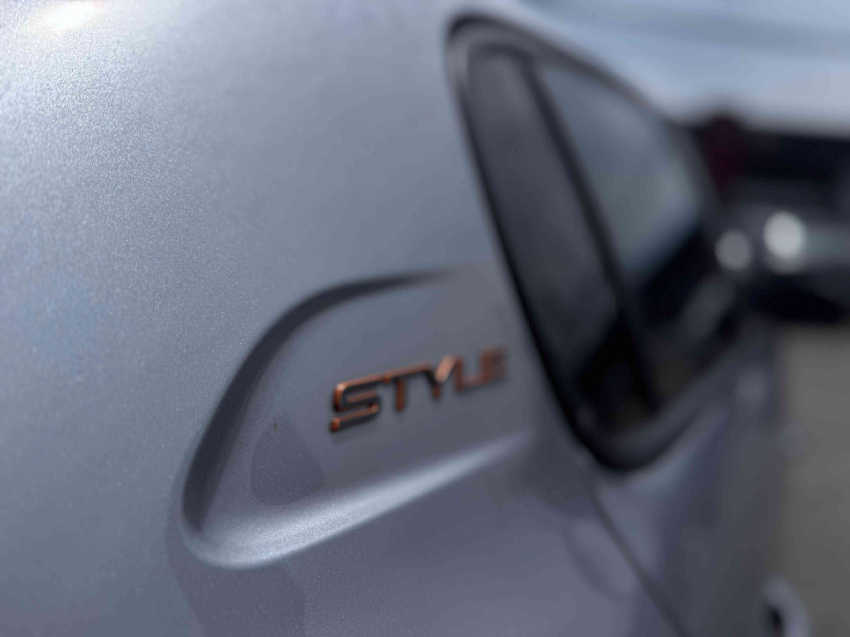208 STYLE 1.0 MT Flex Manual 2025/2617