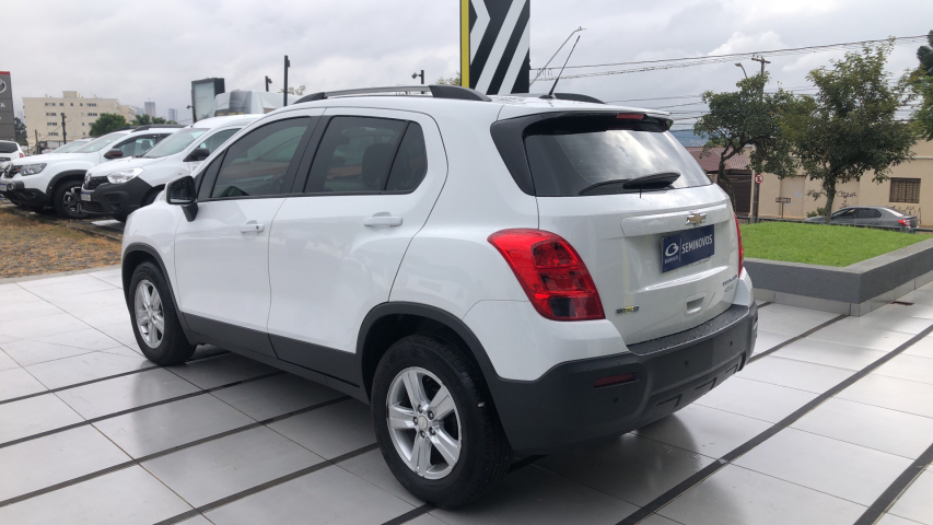 chevrolet tracker 1.8 mpfi lt 4x2 16v flex 4p automatico 2016