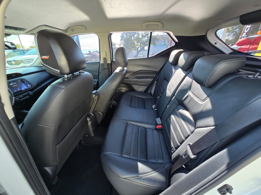 nissan kicks 1.6 16v flexstart exclusive xtronic flex 4p automatico 2022