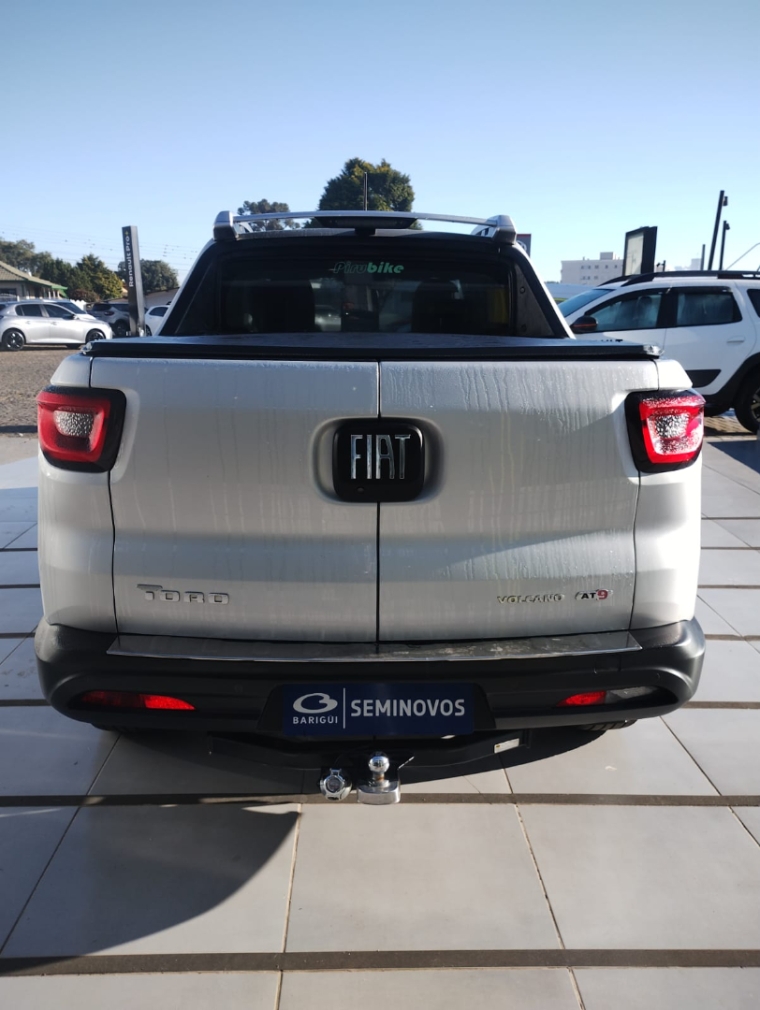 fiat toro 2.0 16v turbo diesel volcano 4wd at9 4p automatico 2017