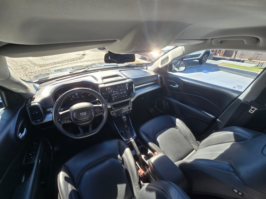 fiat toro 1.3 turbo 270 flex volcano at6 4p automatico 2023