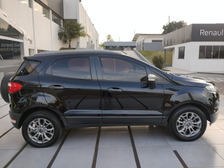 ford ecosport 1.6 freestyle 16v flex 4p manual 2015