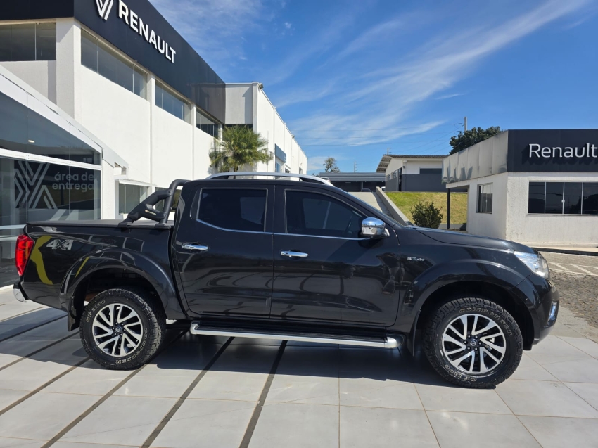 nissan frontier 2.3 16v turbo diesel le cd 4x4 automatico 4p 2021