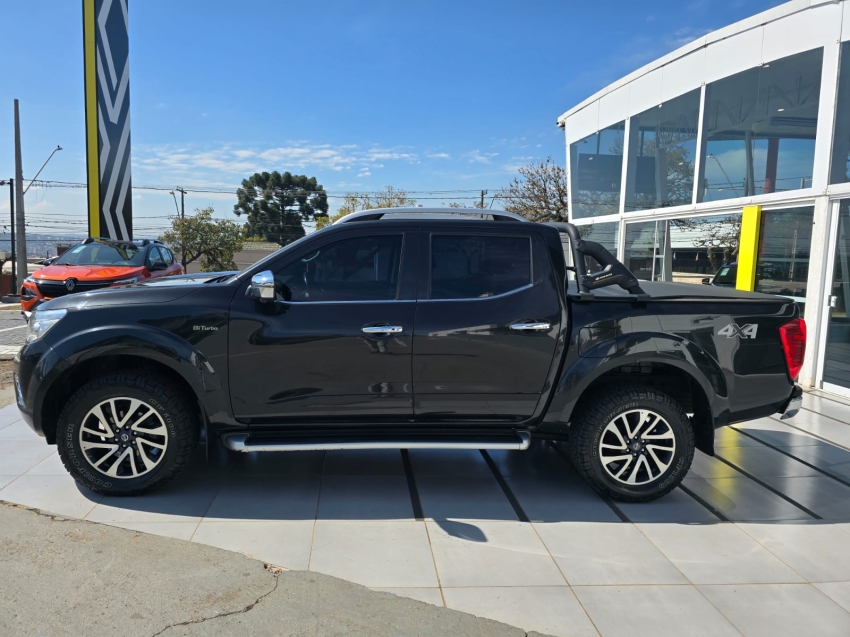nissan frontier 2.3 16v turbo diesel le cd 4x4 automatico 4p 2021