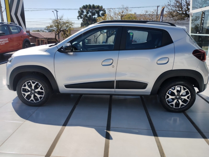 renault kwid 1.0 12v sce flex outsider manual 4p 2025