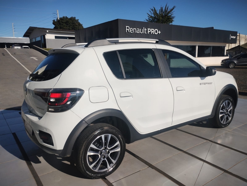 renault stepway 1.6 16v sce flex iconic x-tronic 4p automatico 2024