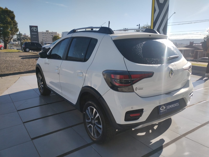 renault stepway 1.6 16v sce flex iconic x-tronic 4p automatico 2024