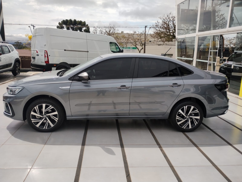 volkswagen virtus 1.0 200 tsi highline automatico flex 4p 2025