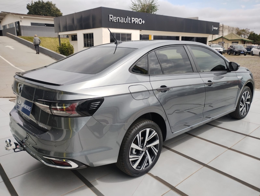 volkswagen virtus 1.0 200 tsi highline automatico flex 4p 2025