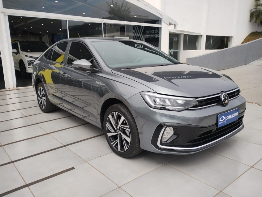 volkswagen virtus 1.0 200 tsi highline automatico flex 4p 2025