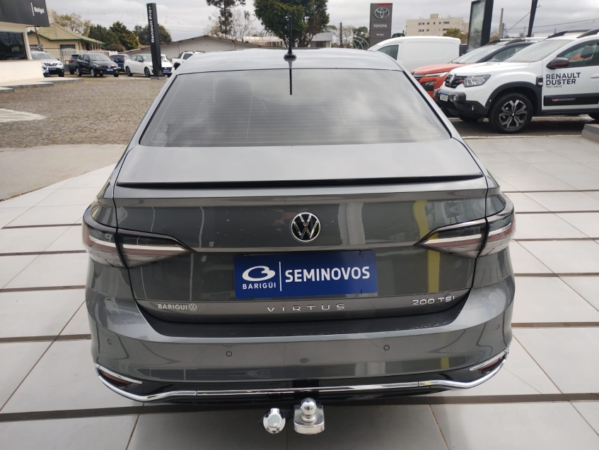 volkswagen virtus 1.0 200 tsi highline automatico flex 4p 2025