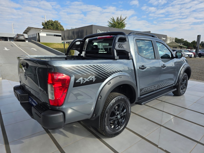 nissan frontier 2.3 16v turbo diesel attack cd 4x4 automatico 4p 2025