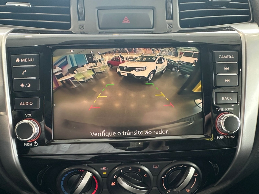 nissan frontier 2.3 16v turbo diesel attack cd 4x4 automatico 4p 202513