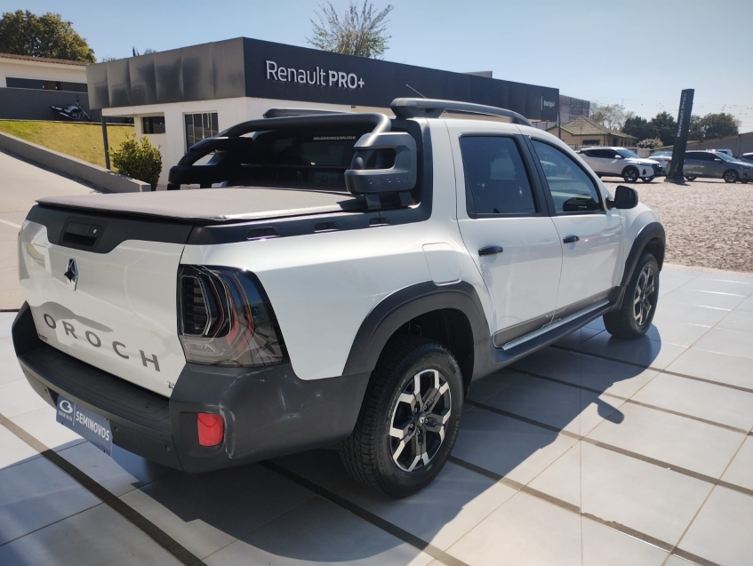 renault oroch 1.3 tce flex outsider x-tronic 4p automatico 2024