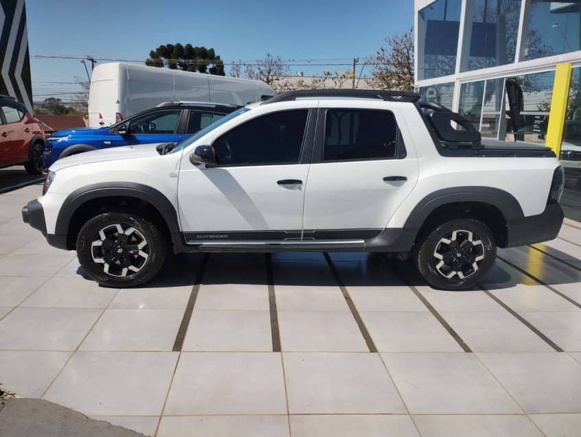 renault oroch 1.3 tce flex outsider x-tronic 4p automatico 2024
