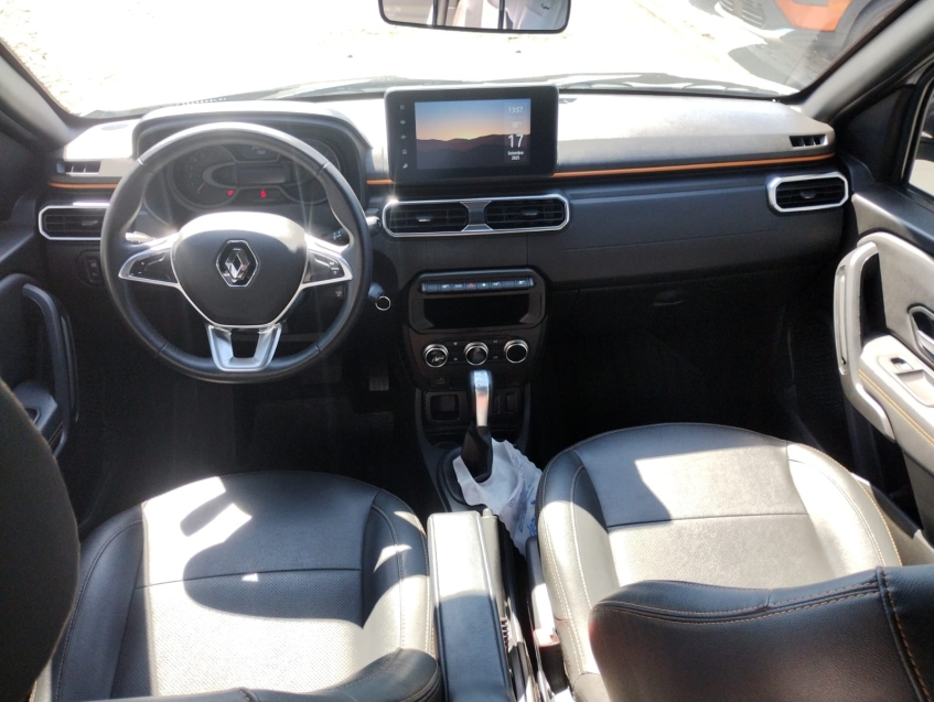renault oroch 1.3 tce flex outsider x-tronic 4p automatico 2024