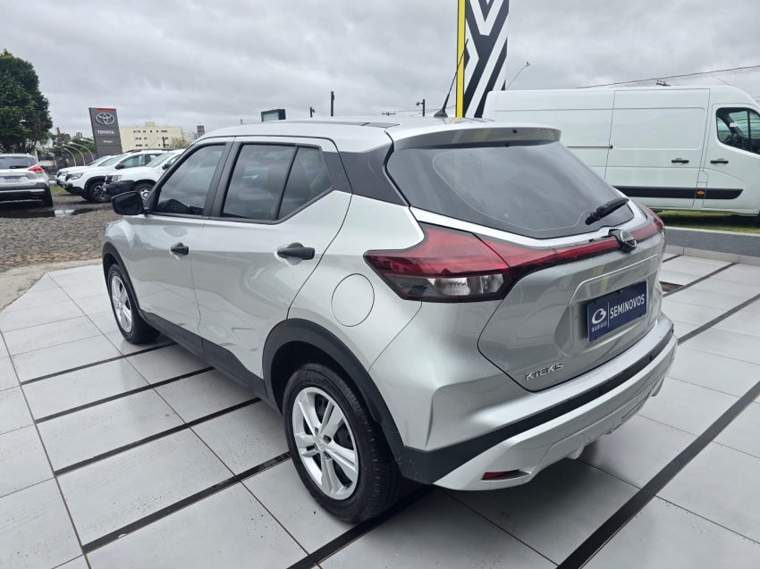 nissan kicks 1.6 16v flexstart active xtronic flex 4p automatico 2023