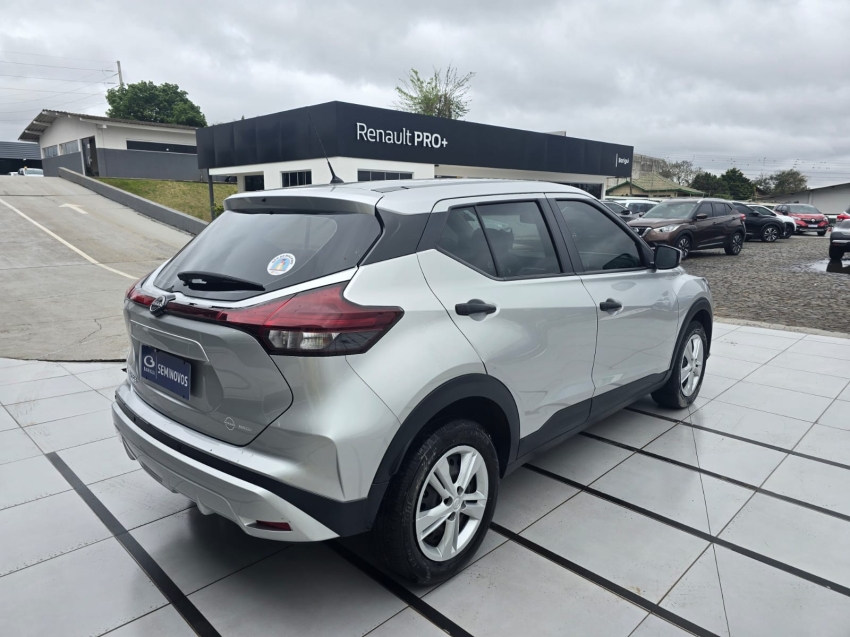nissan kicks 1.6 16v flexstart active xtronic flex 4p automatico 2023