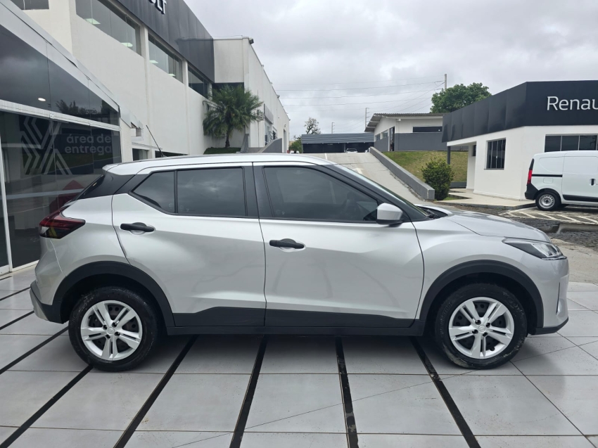 nissan kicks 1.6 16v flexstart active xtronic flex 4p automatico 2023