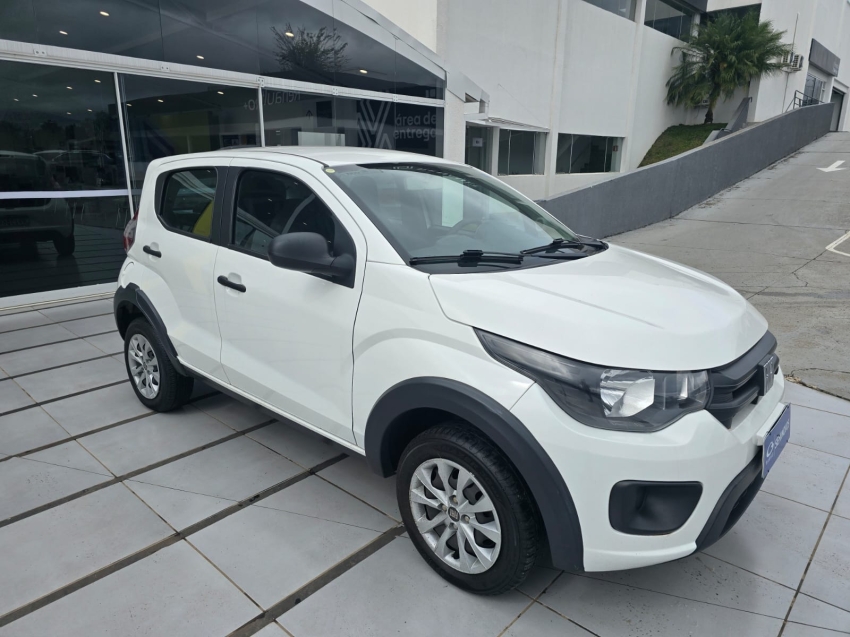 fiat mobi 1.0 evo flex like. manual 4p 2023