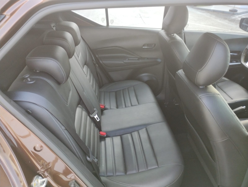 nissan kicks 1.6 16v flexstart sl 4p xtronic flex automatico 202010