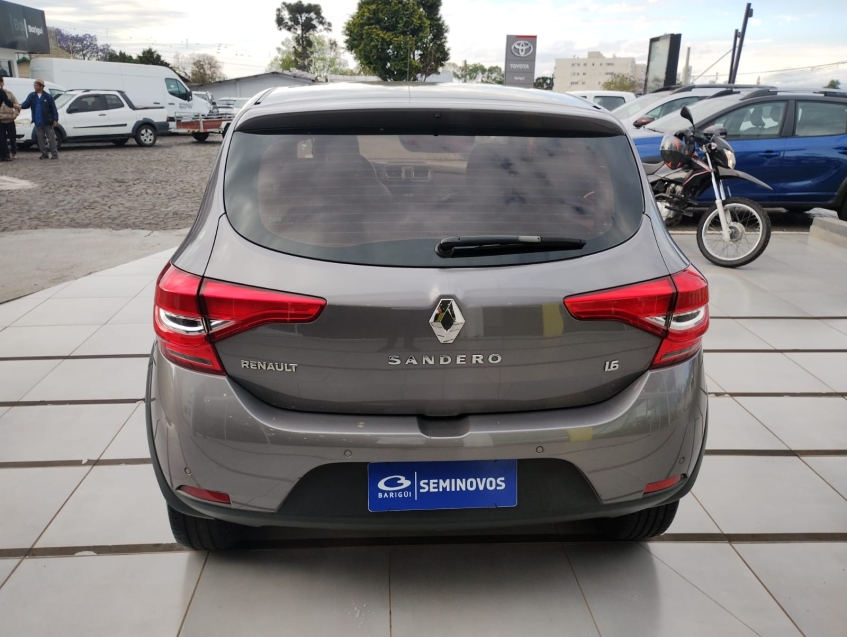 renault sandero 1.6 16v sce flex intense x-tronic 4p automatico 20205