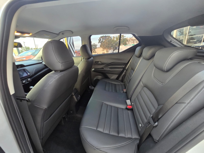 nissan kicks 1.6 16v flexstart exclusive xtronic flex 4p automatico 202410