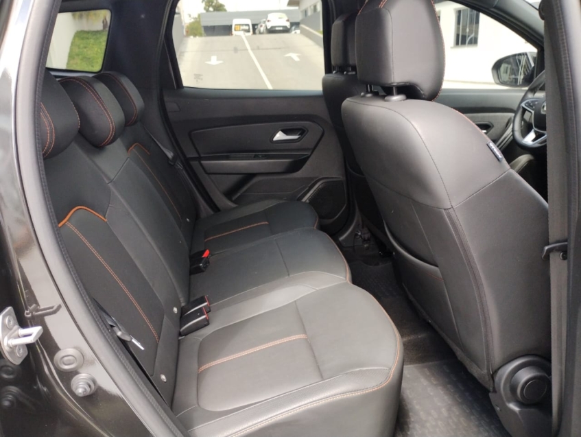 renault duster 1.3 tce flex iconic plus x-tronic 4p automatico 202510