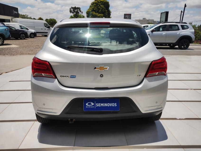 chevrolet onix 1.0 mpfi lt 8v flex 4p manual 20185