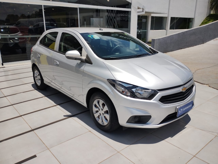 chevrolet onix 1.0 mpfi lt 8v flex 4p manual 2018