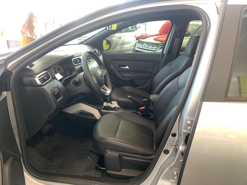 renault duster 1.3 tce flex iconic plus x-tronic 4p automatico 20257