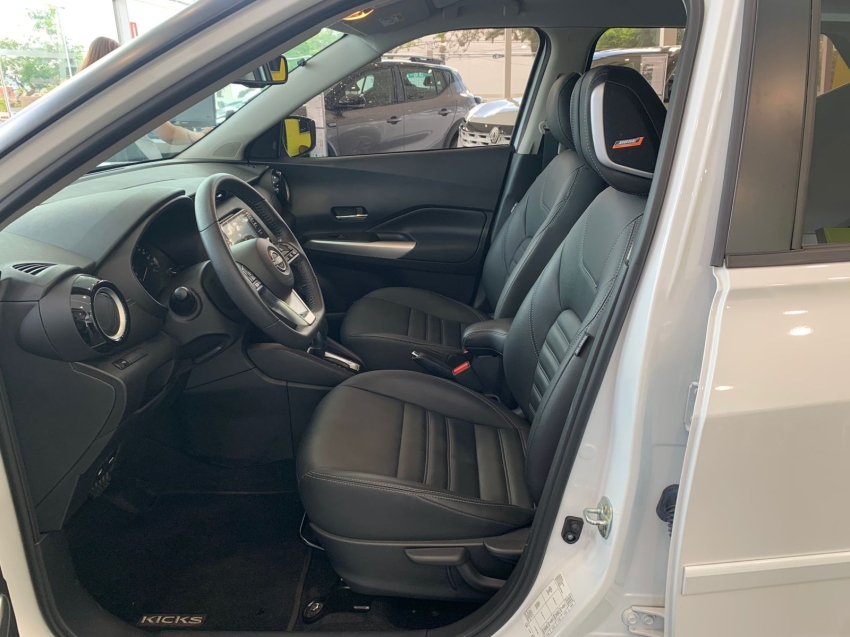 nissan kicks 1.6 16v flexstart exclusive xtronic flex 4p automatico 20247