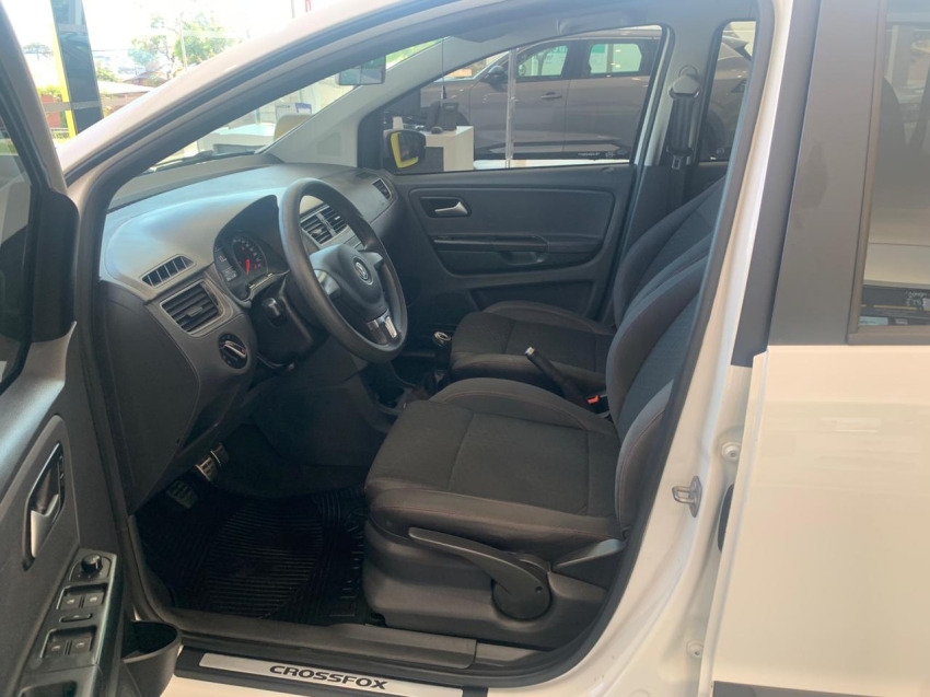 volkswagen crossfox 1.6 mi flex 8v 4p manual 20145