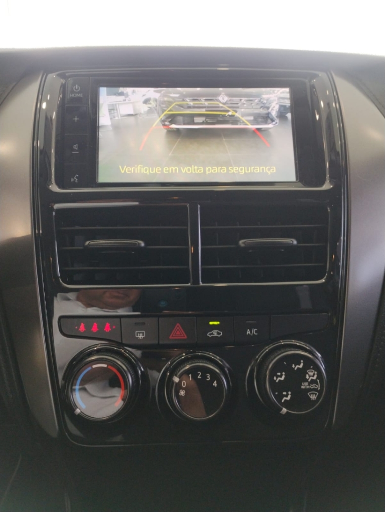 toyota yaris 1.5 16v flex sedan xl live multidrive 4p automatico 202314