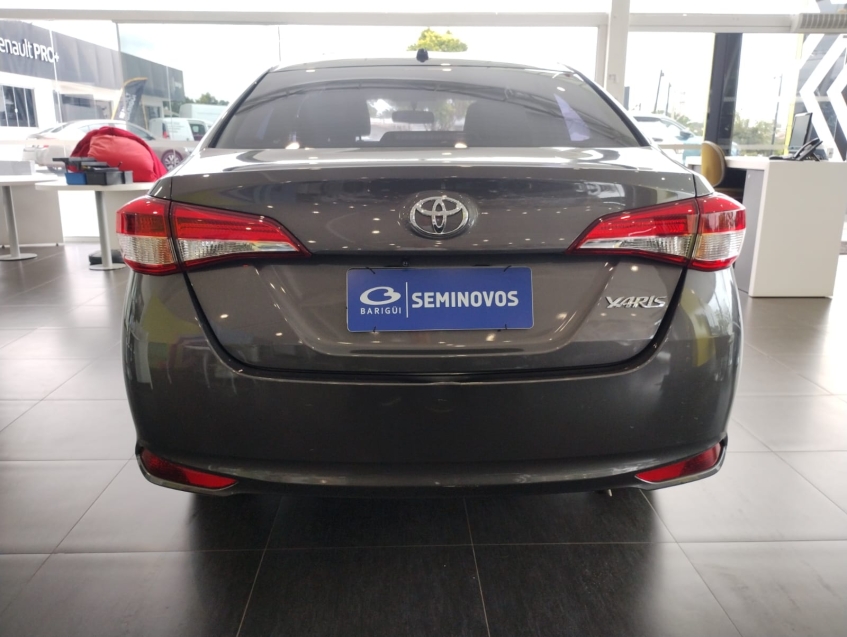 toyota yaris 1.5 16v flex sedan xl live multidrive 4p automatico 20235