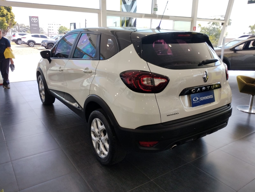 renault captur 1.6 16v sce flex life x-tronic 4p automatico 20194