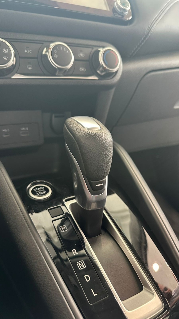 nissan kicks play 1.6 16v flexstart advance plus xtronic flex 4p automatico 202515