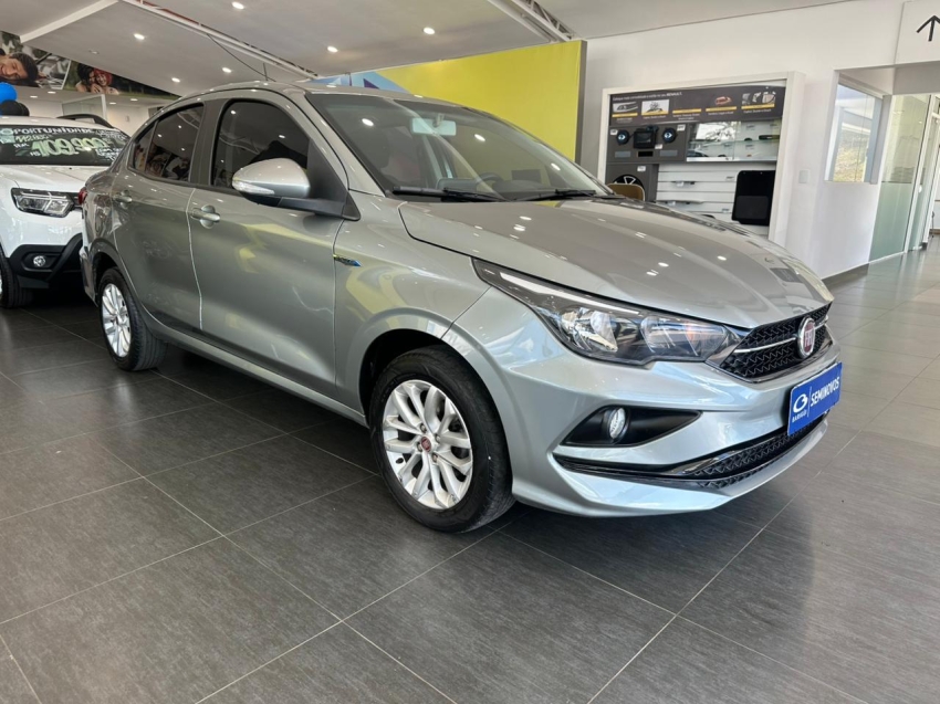 fiat cronos 1.3 firefly flex drive gsr 4p automatico 2019